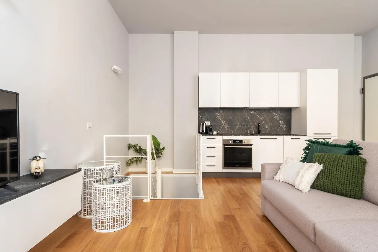 Apartment Easyhomes - Botta Milan